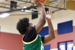 5Y3A1083